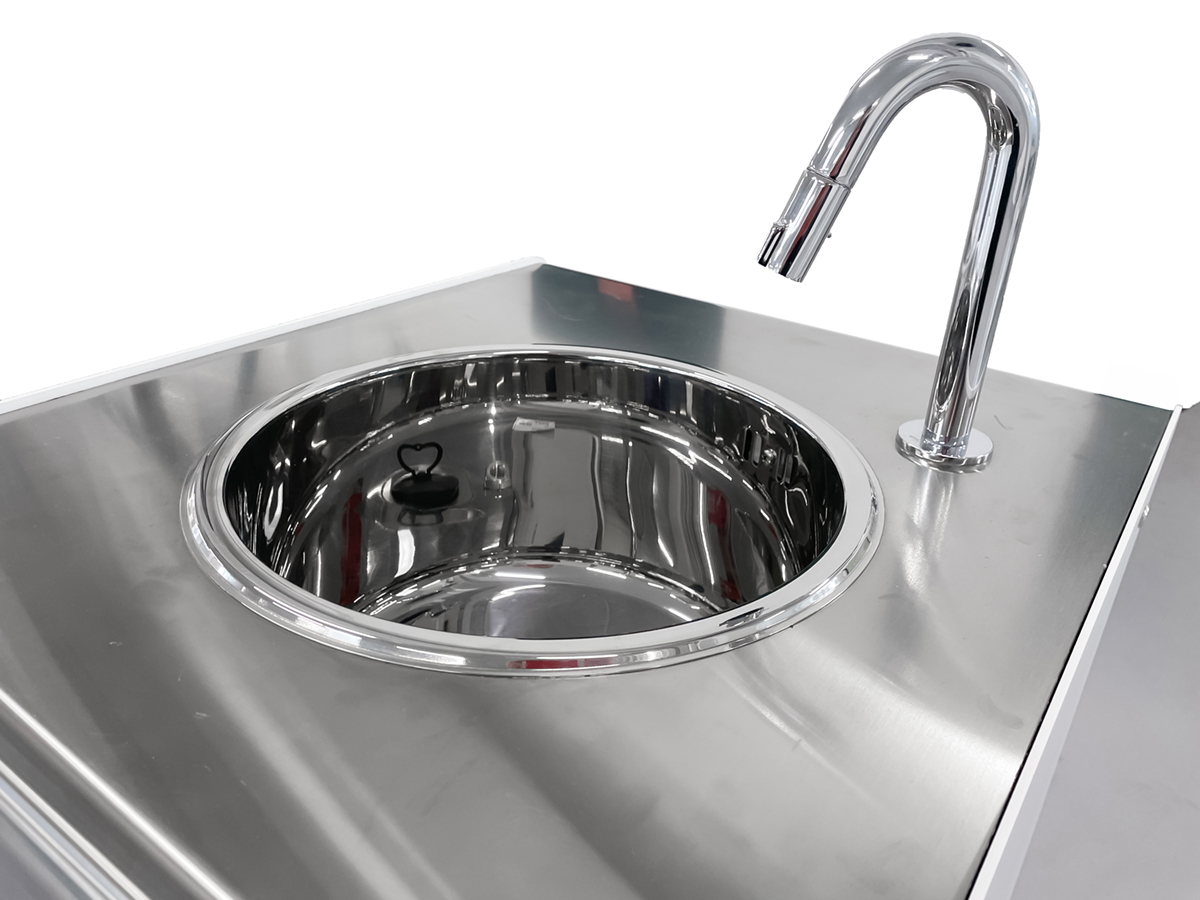 Abwaschbecken mit Wasserkanister (Ausstellungsstück) – Bild 2